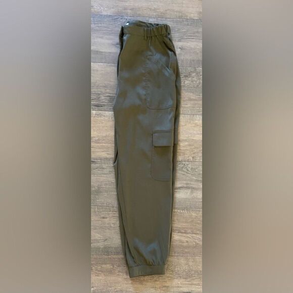 Max Studio women’s size large army green cargo ankle jogger pants - Picture 2 of 9